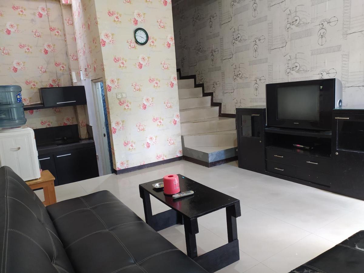 Villa Beverly Lembang Luaran gambar