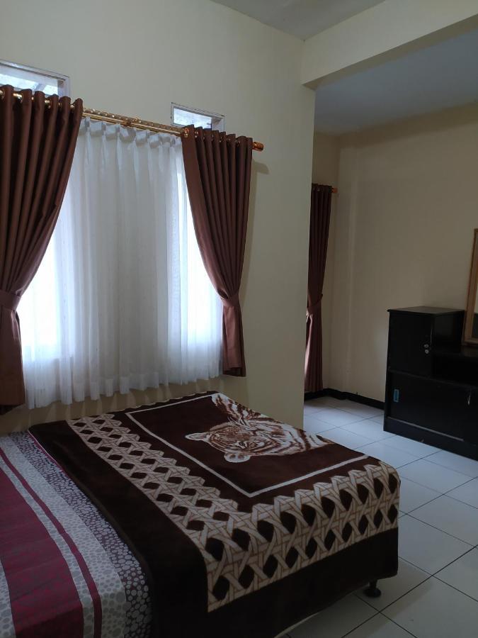 Villa Beverly Lembang Luaran gambar