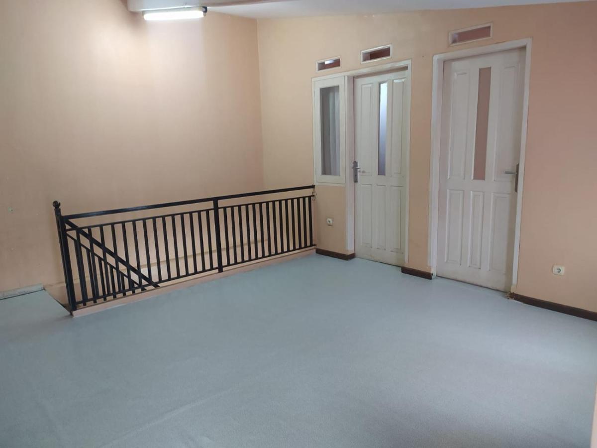 Villa Beverly Lembang Luaran gambar