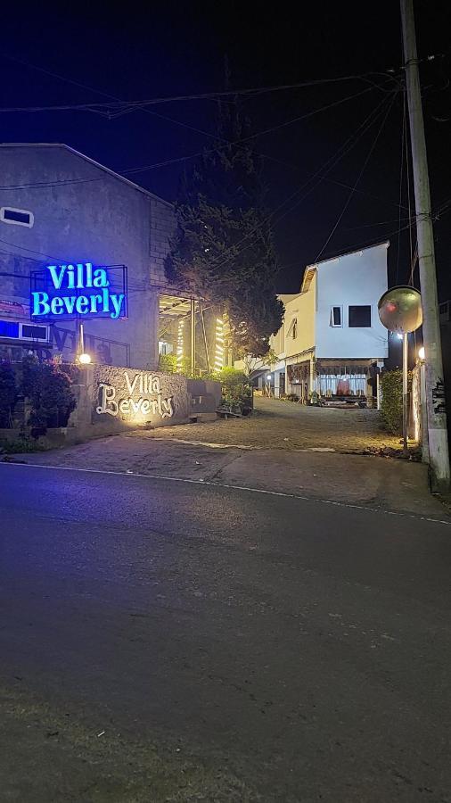 Villa Beverly Lembang Luaran gambar